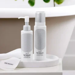 Absolute Silk Cleansing Milk