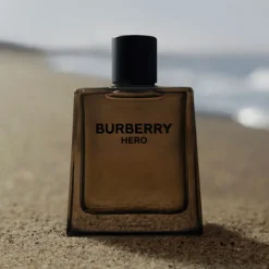 Burberry Hero Parfum Intense para Hombre