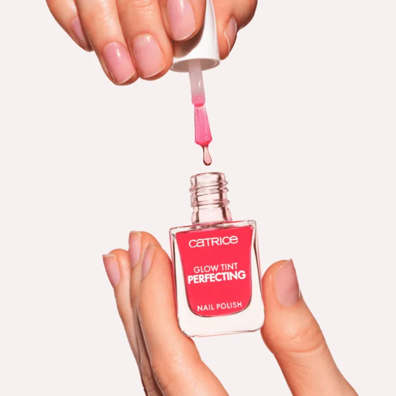 Glow Tint Perfecting Nail Polish