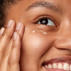 Kiehl's Creamy Eye Treatment with Avocado Crema Contorno de Ojos Hidratante