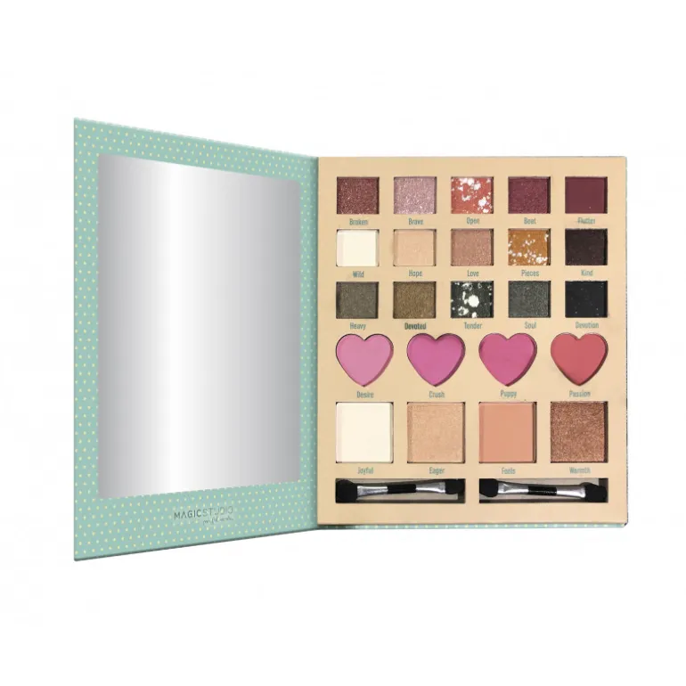 MAGIC STUDIO EXQUISITE BOOK